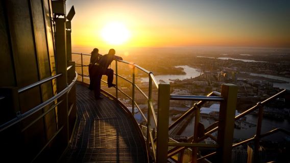 Skywalk at The Sydney Tower Eye: Ticket & Tour