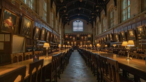 Oxford: University Walking Tour with Christ Church Visit