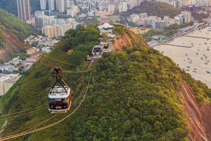 Private Sugar Loaf with fast pass ticket and Hotel Pick up