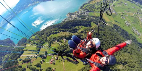 瑞士因特拉肯滑翔傘體驗 飛躍湖泊山川官方直簽高空極限體驗