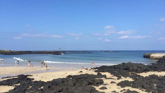 Jeju, Korea - classic attraction/premium private charter & join-in day tour with Chinese/English-speaking local guide services