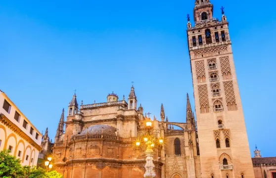 塞維利亞大教堂及吉拉達鐘樓 (La Giralda)：門票+導賞團
