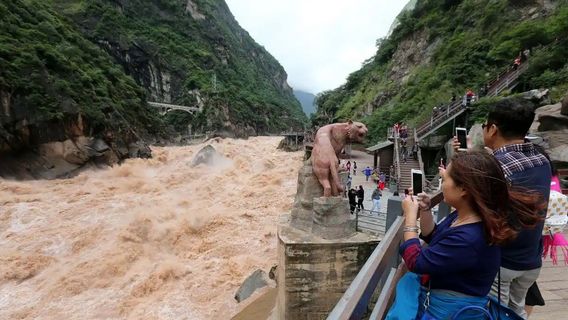 YulongTours