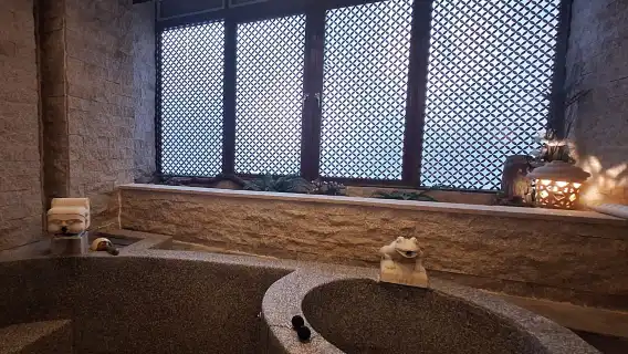 台中惠來谷關溫泉會館2人聆泉湯屋泡湯(假日2人＋NT$400)