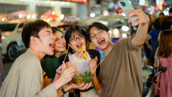 Bangkok Night Tuk Tuk Tour Chinatown Street Food and Landmarks