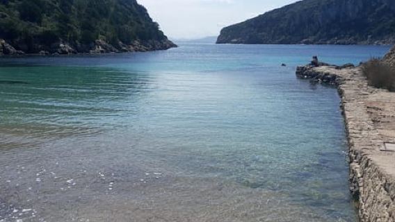 골포 아란치: 역사, 식물, 지질학을 탐험하는 매혹적인 산책