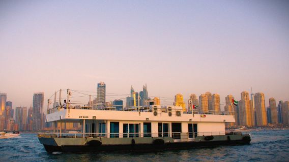 ทัวร์ดินเนอร์ล่องเรือดูไบซีเลานจ์ พร้อมบริการรถรับส่งส่วนตัว