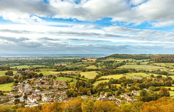 倫敦出發--水上伯頓+拜伯里+上下斯勞特+百老匯 英倫鄉村遊