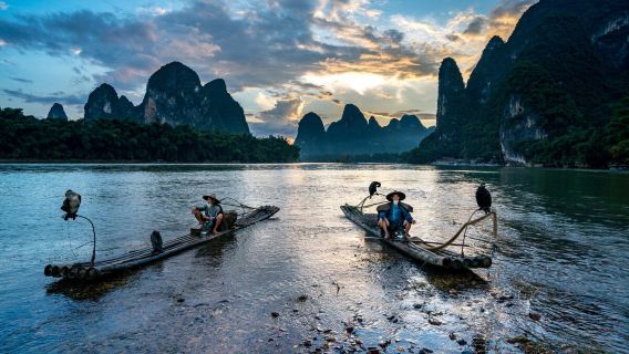 Yangshuo Lijiang 3-sterren boottocht + Yulong rivier bamboevlottenvlot eendaagse tour | Privé groepstour | ophaal- en brengservice aan huis