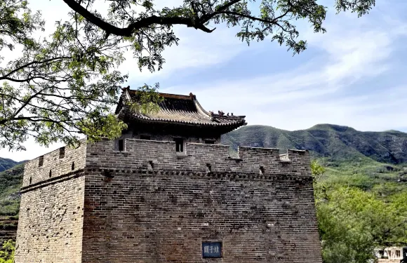 陽泉娘子關景區+固關長城包車一日遊中英文服務（太原來回）