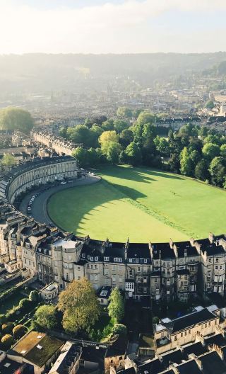 1-day tour to Bath + Lacock + Avebury | Highlights of Western England | Comfortable minibus