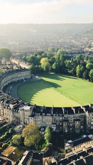 1-day tour to Bath + Lacock + Avebury | Highlights of Western England | Comfortable minibus