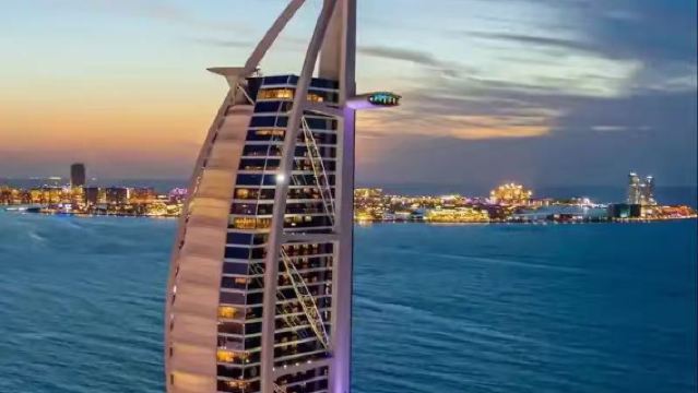 lawatan sehari ke Burj Khalifa Dubai + Platform Pemandangan Palm Island + Dubai Frame