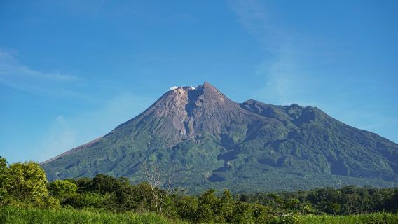Tour di un giorno a Yogyakarta: Borobudur e Monte Merapi in Indonesia