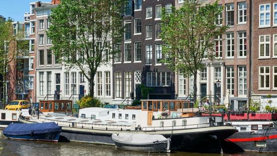 Amsterdam: Semi-Private Wine Cruise