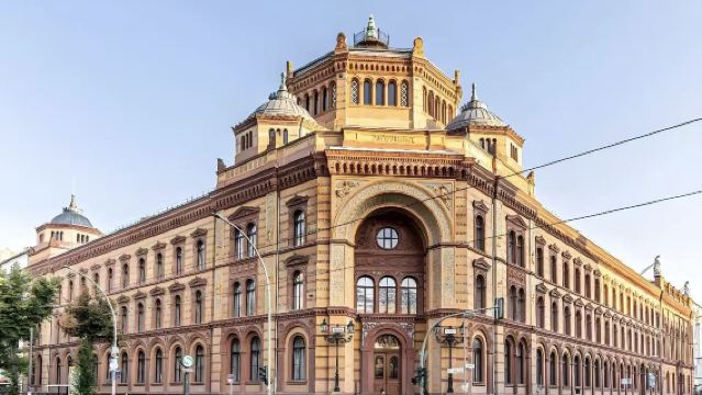 德國柏林茨溫格宮+德累斯頓宮+布呂爾平台一日遊