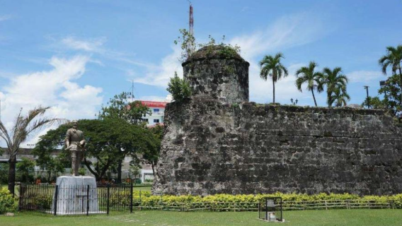 Kultureller Tagesausflug in Cebu|Religiöse Sehenswürdigkeiten + Meereswunder