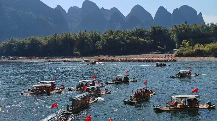 桂林陽朔灕江風景名勝區銀子岩1日遊興坪漁村遊船三星船灕江竹筏可選
