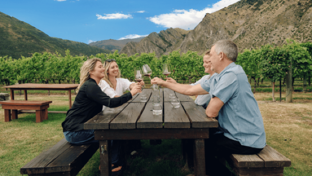 皇后鎮：經典葡萄酒之旅