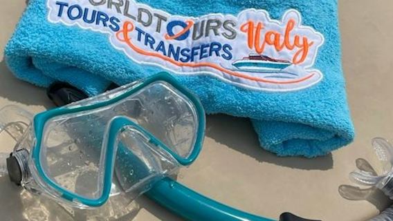 ナポリ：ナポリ湾でのサンセットクルーズ＋アペリティフ