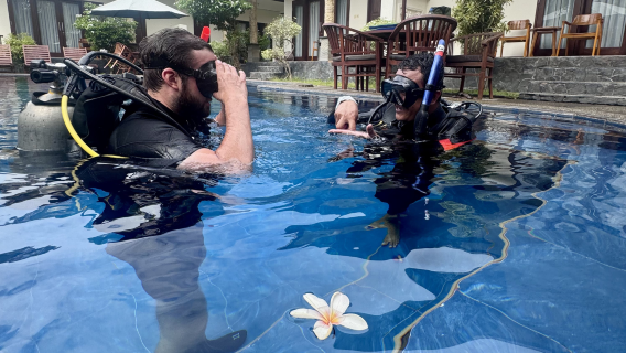 PADIオープンウォーター・ダイビングコース in バリ島 | USATリバティ難破船 | オールインクルーシブ