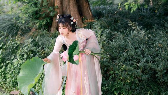 Xuancheng: Foto perjalanan pasangan jalanan pernikahan pemotretan mengikuti pemotretan udara aktivitas fotografi foto keluarga/Penerjemahan