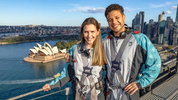 Sydney Harbour Bridge climb experience [Chinese climb package + optional day/night/twilight]