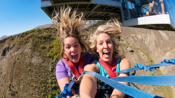 ニュージーランド・クイーンズタウン ネヴィス・バレー半日帰りツアー【バンジー/スイング/カタパルト+写真・ビデオ付き】