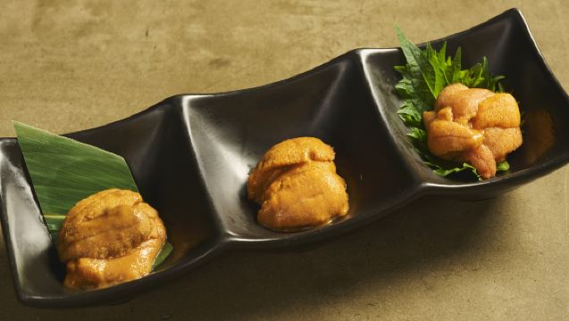 Uniholic package voucher - choose one from four lunch/dinner options