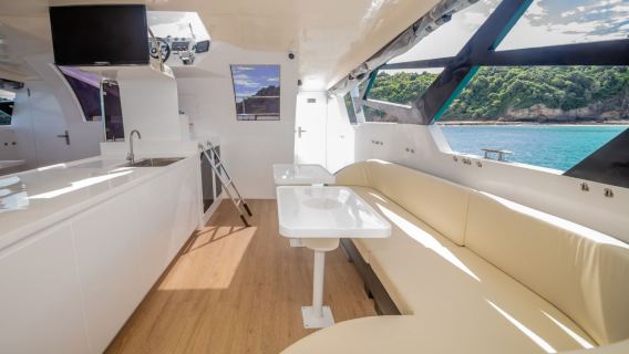 泰國普吉島蜜月島+皮皮島體驗潛水浮潛8小時【海風之子號(原海豚號)/天境號雙體雙層遊艇拼船遊】