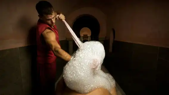 Madrid: Bath, Kessa & Massage Experience