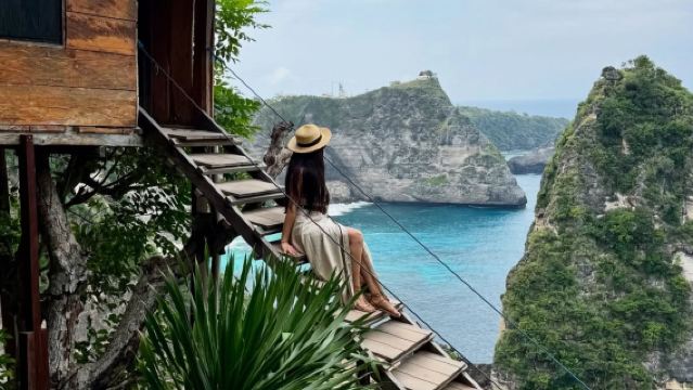 Perjalanan satu hari di Bali Nusa Penida [Mobil pribadi/Transfer hotel/Tiket kapal/Makan siang/Rute timur-barat]