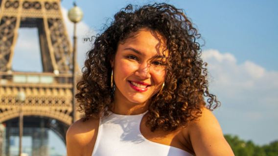 Parigi: Servizio fotografico professionale alla Torre Eiffel - 15 minuti