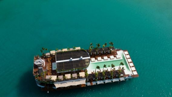 Phuket: Experiencia en el club de playa flotante Yona