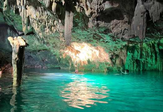 1-day tour to Komodo Water Cave: Ranko Cave + Mirror Fossil Cave