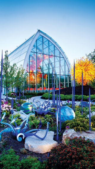 1-day private charter tour to Space Needle + Chihuly garden and glass + Gas works park + The museum of flight