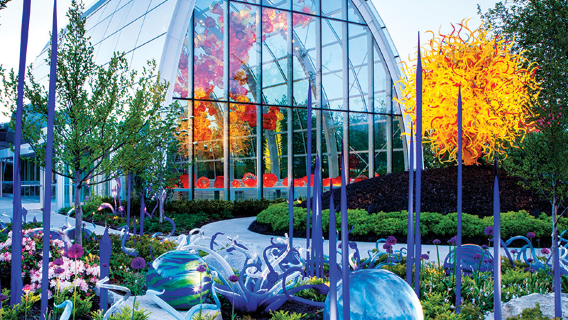 1-day private charter tour to Space Needle + Chihuly garden and glass + Gas works park + The museum of flight