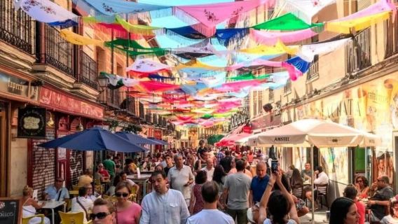 Barcelona: Passeio Privativo de Tapas no Bairro Born e Gótico pela E-volve