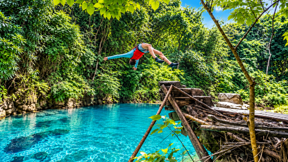 Cebu: Kawasan Falls Canyoneering & Zipline Adventure with Hotel Transfers