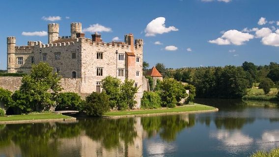 Broomfield and KingswoodTours