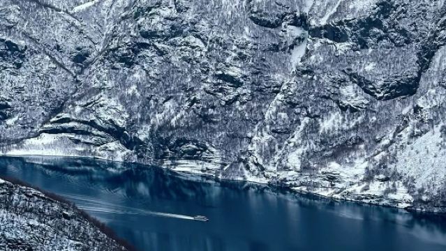 挪威特羅姆瑟-松恩峽灣+弗洛姆小鎮可多日—包車【精選老司機】