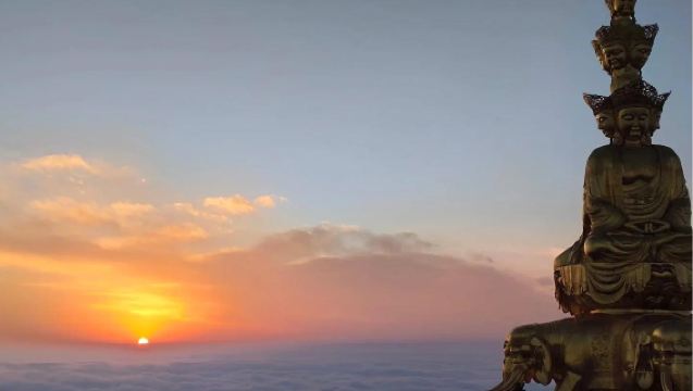 峨眉山金頂一日遊【包車遊 - 上門接送 - 純玩無購物】