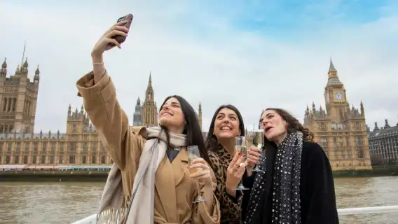 London: Thames Evening Cruise