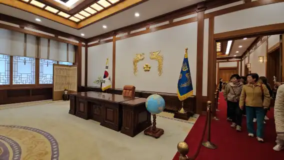 Blood, Tears & Resistance: Korea's Dark Journey to Democracy Walking Tour (Seoul, National Museum of Korean Contemporary History + Namsan + Korea Democracy Foundation + Tongin Traditional Market)