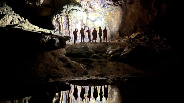桂林燕子洞探洞半日遊｜王一博同款 親子團建洞穴探險+資深教練