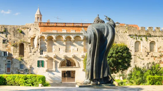 Cathedral of Saint Domnius + Diocletian's Palace + Old Split + Split Riva 1-day tour
