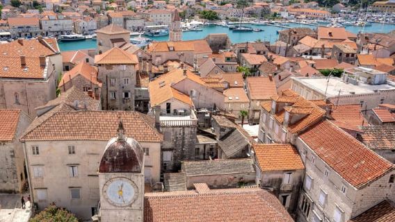 Trogir: Private Walking Tour with Local Guide