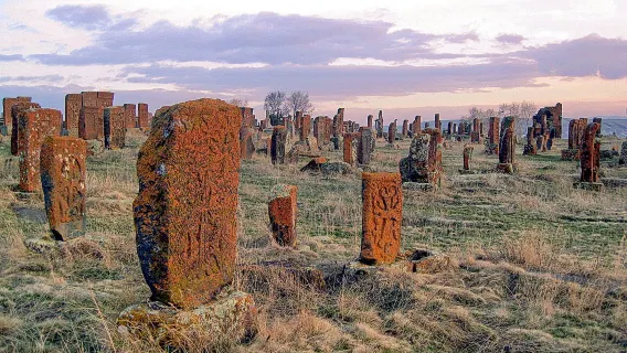 Из Еревана: оз. Севан + хачкары + караван-сарай Сельма + водопад Джермук + дегустация вин