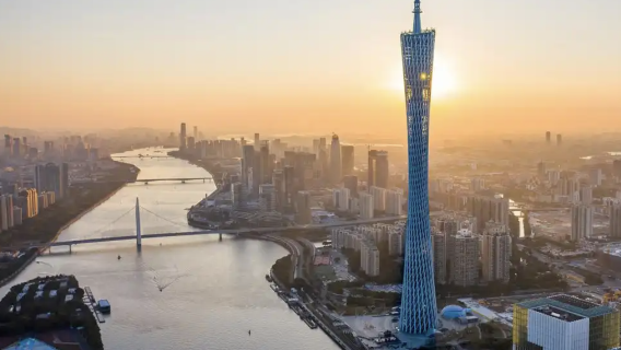 Guangzhou, Guangdong | English-speaking guide/interpreter | Local guide | In-park commentary | Business/Exhibition translation | Russian, French, Italian language services