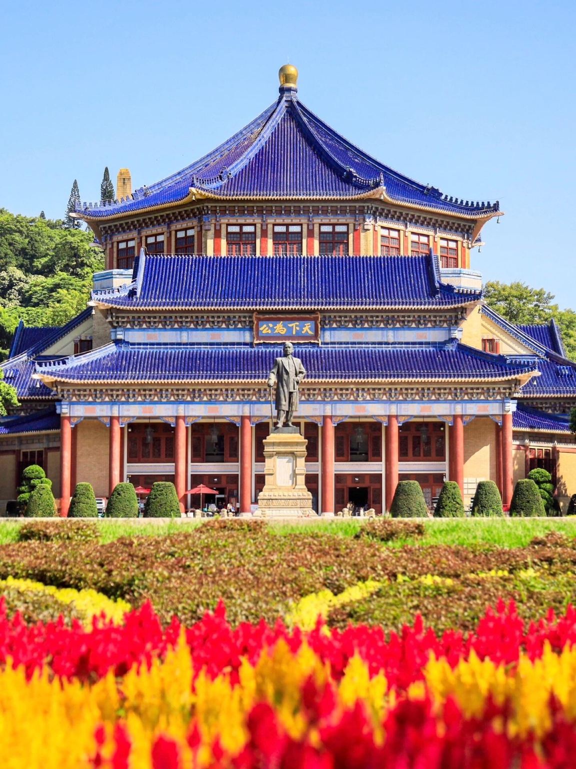 Guías en inglés, acompañantes locales y traductores comerciales en Zhuhai, Foshan, Zhongshan, Dongguan, Huizhou, Shantou y otras ciudades de Guangdong, ofreciendo servicios de traducción multilingüe.